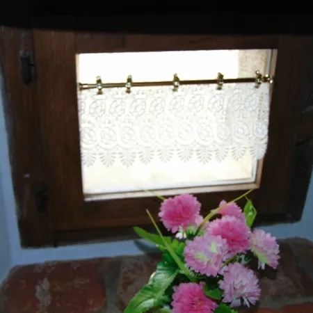 Domus Ghibellinae- Fonte Di San Benedetto Apartmán