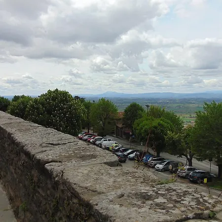 Apartment Domus Ghibellinae- Fonte Di San Benedetto *