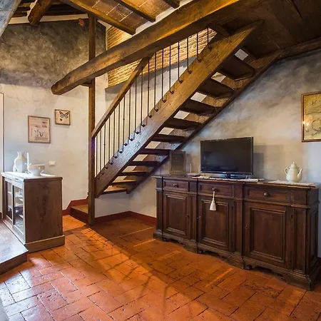 Apartment Domus Ghibellinae- Fonte Di San Benedetto