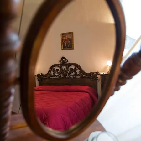 Apartment Domus Ghibellinae- Fonte Di San Benedetto *