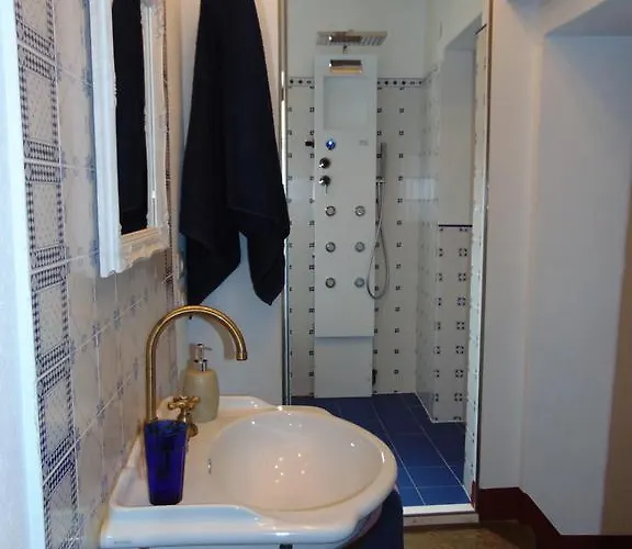 Domus Ghibellinae- Fonte Di San Benedetto Апартаменты Кортона