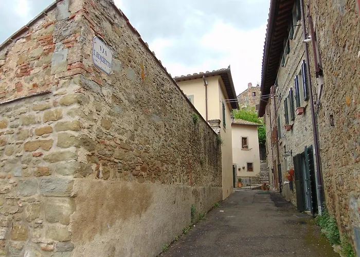 Domus Ghibellinae- Fonte Di San Benedetto Апартаменты Кортона