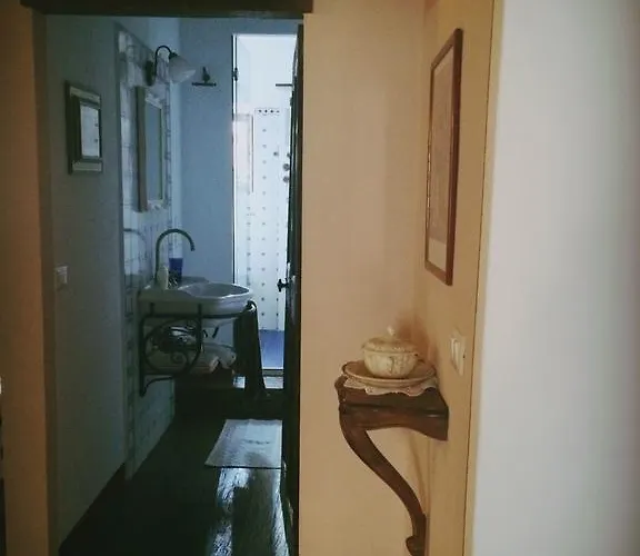 Domus Ghibellinae- Fonte Di San Benedetto