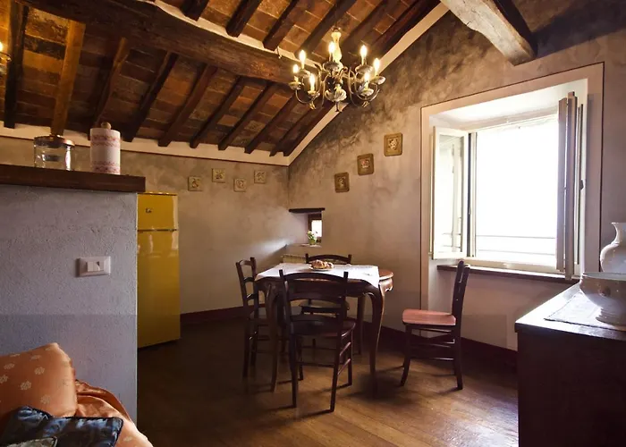 Domus Ghibellinae- Fonte Di San Benedetto 公寓 *